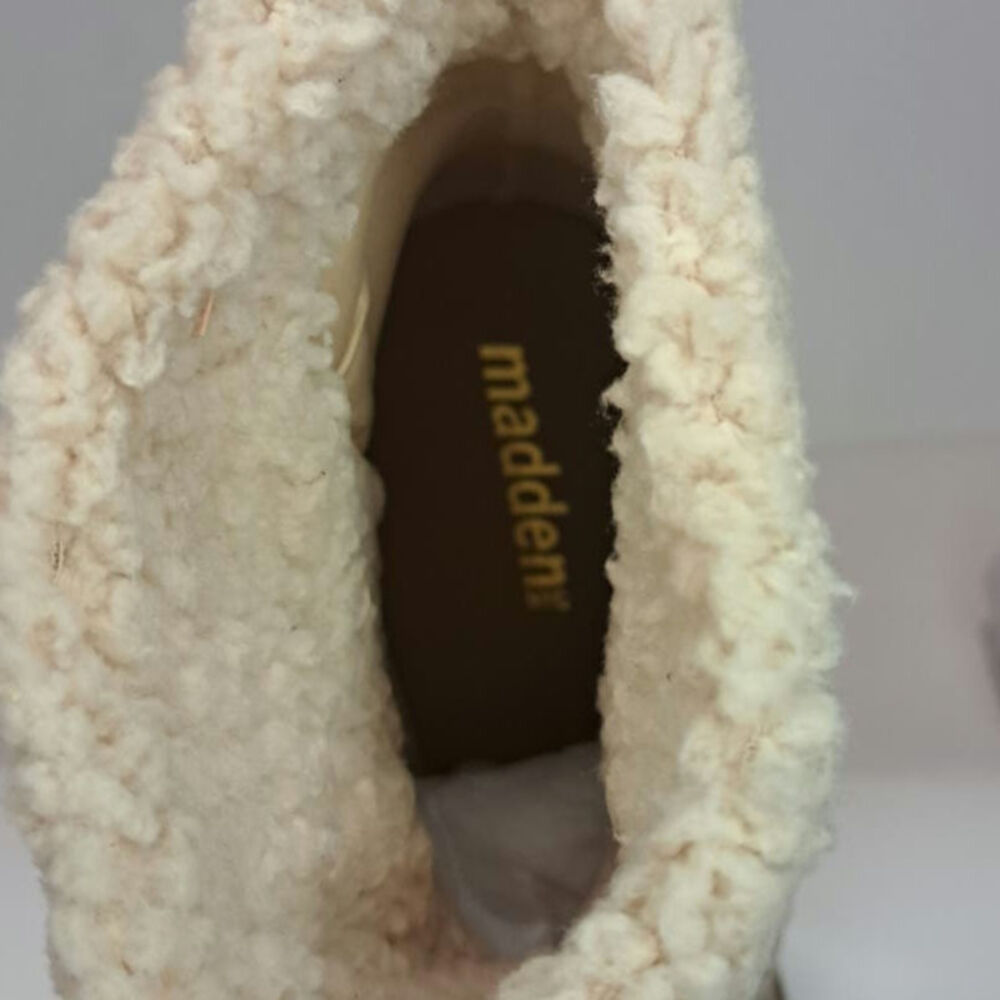 Madden NYC Taupe Lace Boot With Faux Fur Size 10 - Picture 9 of 9